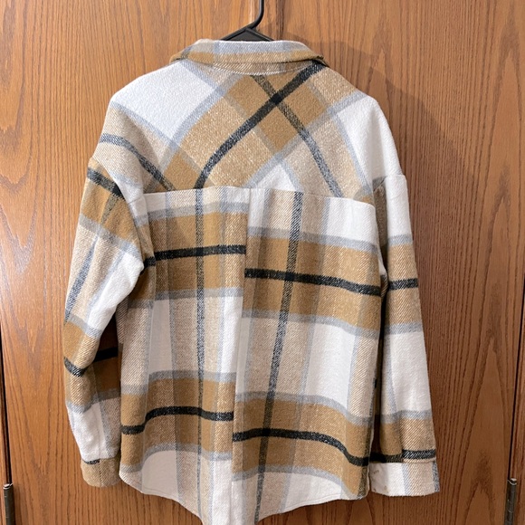 HVFVE , Multi Color Button Down Jacket, Medium - Picture 3 of 4